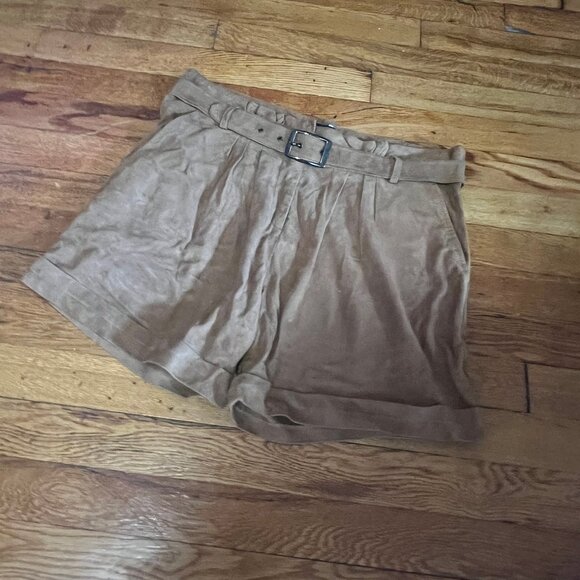 Tara Jarmon Suede Goat Belted Shorts - Picture 1 of 7